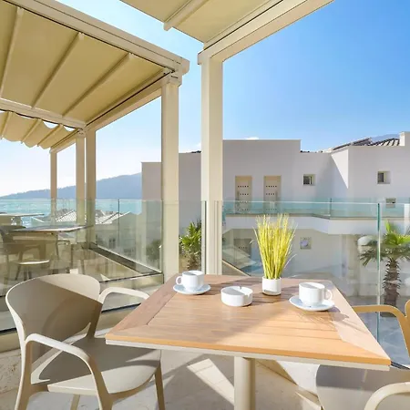 Synthea Aparthotel 4*